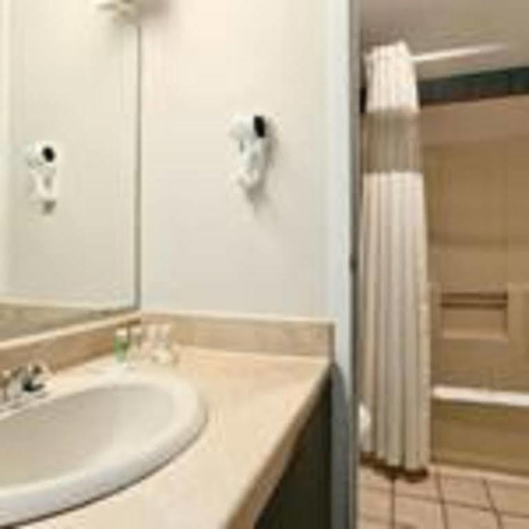 Diamond Carlisle Hotel Luaran gambar